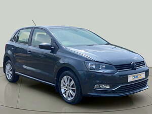 Second Hand Volkswagen Polo Highline1.2L (P) in Nagpur