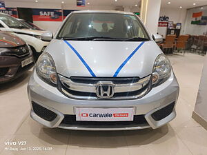 Second Hand Honda Brio S MT in Kanpur