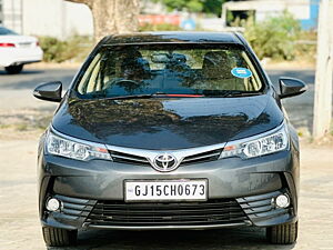 Second Hand Toyota Corolla Altis G Petrol in Valsad