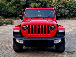 Second Hand Jeep Wrangler Unlimited in Delhi