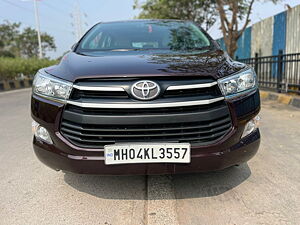 Second Hand Toyota Innova Crysta GX 2.4 AT 8 STR in Mumbai