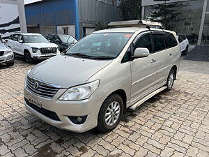 Second Hand Toyota Innova 2.5 V 7 STR in Aurangabad