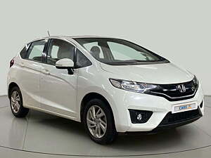 Second Hand Honda Jazz V Petrol in Navi Mumbai