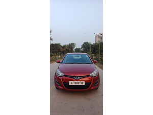 Second Hand हुंडई i20 मैग्ना 1.2 in अहमदाबाद