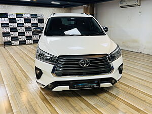 Second Hand Toyota Innova Crysta 2.7 VX 7 STR [2016-2020] in Hyderabad