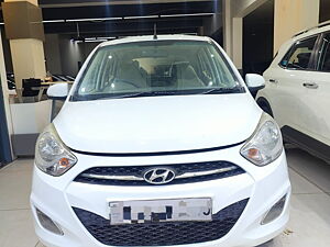 Second Hand Hyundai i10 Asta 1.2 with Sunroof in Mohali