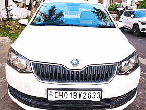 Second Hand Skoda Rapid Active 1.6 TDI CR MT in Chandigarh