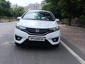 Second Hand Honda Jazz VX CVT Petrol in Noida