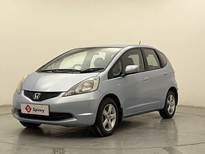 Second Hand Honda Jazz Base Old in Pune