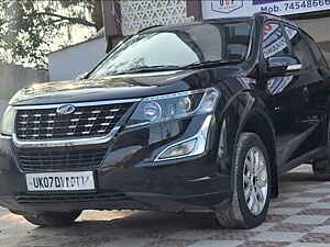 Second Hand महिंद्रा XUV500 w9 [2018-2020] in देहरादून