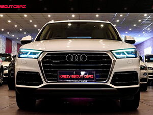 Second Hand Audi Q5 45 TFSI Technology in Delhi