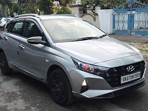 Second Hand हुंडई एलीट i20 स्पोर्टज़ 1.2 एमटी [2020-2023] in देहरादून