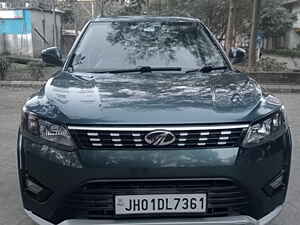 Second Hand महिंद्रा xuv300 1.5 w6 [2019-2020] in रांची