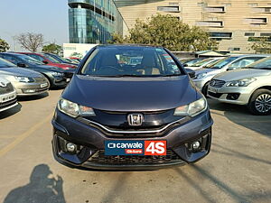 Second Hand Honda Jazz V AT Petrol in Mumbai