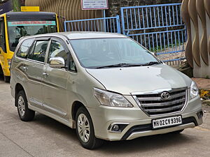 Second Hand Toyota Innova 2.5 G4 8 STR in Mumbai