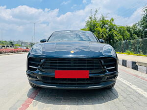 Second Hand Porsche Macan R4 in Bangalore