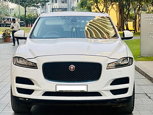 Second Hand Jaguar F-Pace Prestige in Mumbai