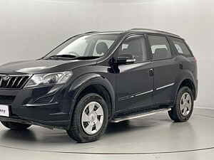 Second Hand महिंद्रा XUV500 w6 in जयपुर