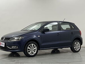 Second Hand Volkswagen Polo Highline1.2L (P) in Delhi