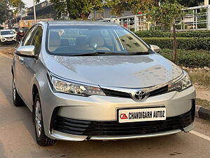 Second Hand Toyota Corolla Altis G in Chandigarh