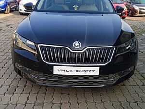 Second Hand Skoda Superb L&K TDI AT in Nashik