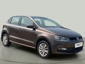 Second Hand Volkswagen Polo Highline1.2L (P) in Nagpur