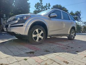 Second Hand Mahindra XUV500 W4 in Lucknow