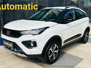 Second Hand Tata Nexon XZA Plus Dual Tone in Delhi