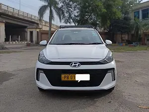 Second Hand Hyundai Aura S 1.2 CNG in Zirakpur