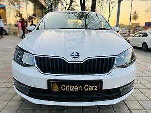 Second Hand Skoda Rapid Ambition 1.6 TDI CR MT in Bangalore