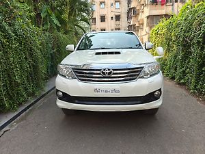 Second Hand Toyota Fortuner 3.0 4x2 AT in Mumbai