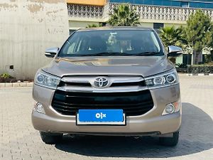 Second Hand टोयोटा इनोवा क्रिस्टा 2.8 zx 7 str [2016-2020] ऑटोमैटिक in मोहाली