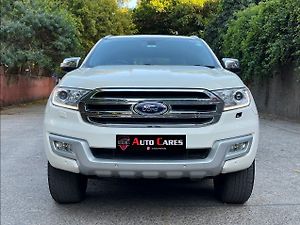 Second Hand Ford Endeavour Titanium 3.2 4x4 AT in Delhi