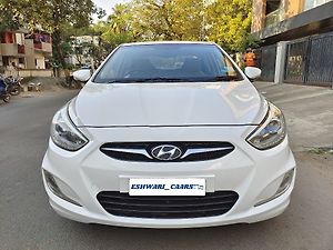 Second Hand हुंडई वरना फ़्लूइडिक 1.6 vtvt sx ऑप्शनल in चेन्नई