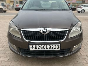 Second Hand स्कोडा रैपिड 1.5 tdi cr एम्बिशन ऑटोमैटिक in चंडीगढ़