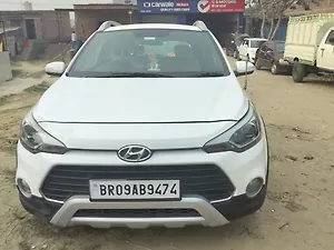 Second Hand हुंडई i20 एक्टिव 1.2 sx in मोतिहारी