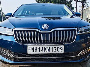 Second Hand Skoda Superb L&K AT in Mumbai