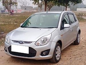 Second Hand फ़ोर्ड फिगो ड्यूराटोर्क डीज़ल exi 1.4 in चंडीगढ़