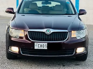 Second Hand स्कोडा सुपर्ब एम्बिशन 2.0 tdi cr ऑटोमैटिक in चंडीगढ़