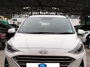 Second Hand हुंडई ग्रैंड i10 निओस स्पोर्टज़ एएमटी 1.2 कप्पा vtvt in कोयम्बटूर