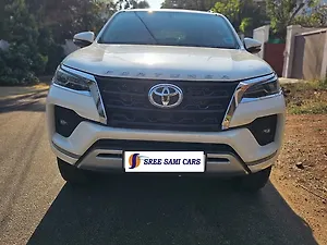 Second Hand टोयोटा फ़ॉर्च्यूनर 2.8 4x4 एमटी [2016-2020] in कोयम्बटूर