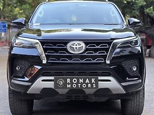 Second Hand Toyota Fortuner 4X4 AT 2.8 Diesel in Chandigarh