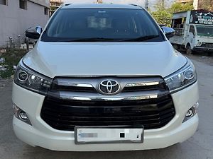Second Hand टोयोटा इनोवा क्रिस्टा 2.8 zx 7 str [2016-2020] ऑटोमैटिक in देहरादून