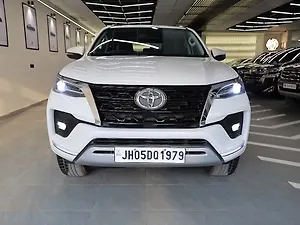 Second Hand Toyota Fortuner 4X4 AT 2.8 Diesel in Delhi