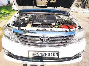 Second Hand Toyota Fortuner 3.0 4x4 AT in Chandigarh