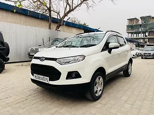 Second Hand फ़ोर्ड ईकोस्पोर्ट ट्रेंड 1.5 ti-vct in गुवाहाटी