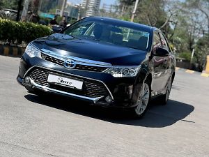 Second Hand Toyota Camry Hybrid [2015-2017] in Delhi