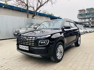 Second Hand हुंडई वेन्यू sx 1.2 पेट्रोल in गुवाहाटी