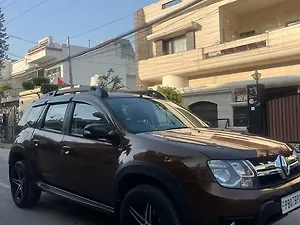 Second Hand Renault Duster 85 PS RXS 4X2 MT Diesel in Jalandhar