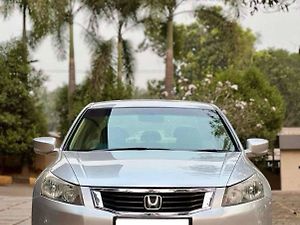 Second Hand Honda Accord 2.4 MT in Chandigarh